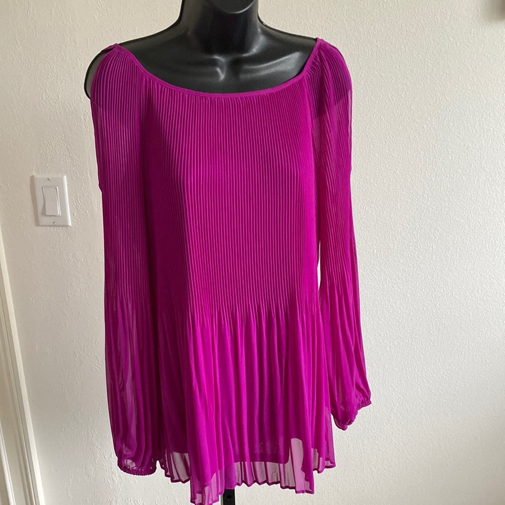 🚨BRAND NEW🚨 Nygard Purple Open Shoulder Blouse